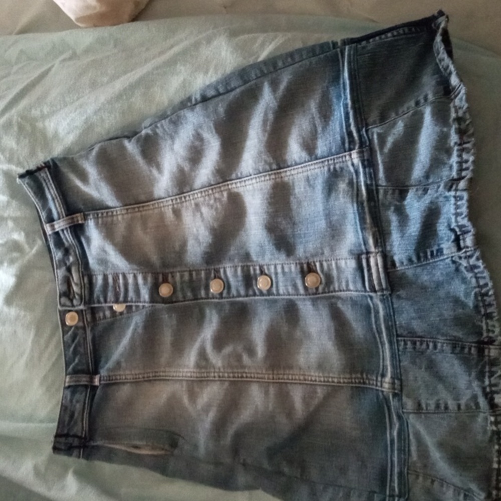 Denim skirt